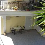 ανεξάρτητη γκαρσονιέρα κοντά στο κέντρο της πάτρας *