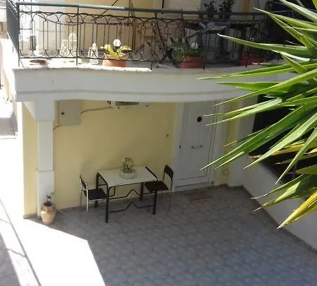 ανεξάρτητη γκαρσονιέρα κοντά στο κέντρο της πάτρας *